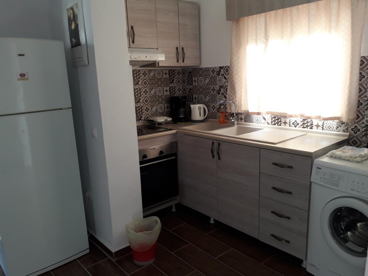 Petasos Apartments 1 เกนนาดี ภายนอก รูปภาพ